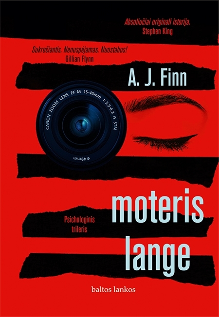 Moteris lange