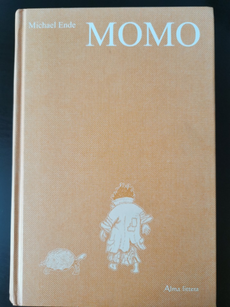 MOMO