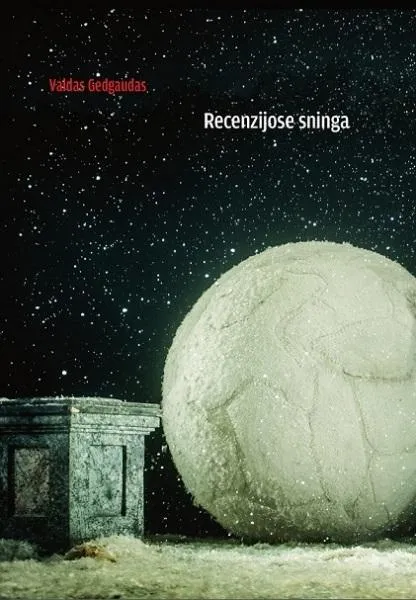 Recenzijose sninga