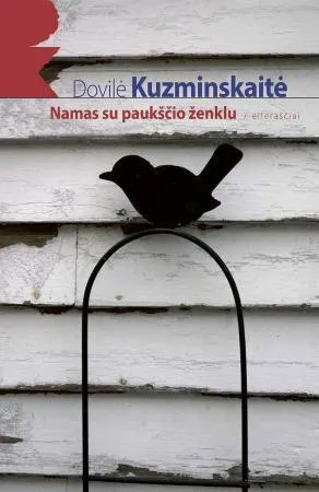 Namas su paukščio ženklu