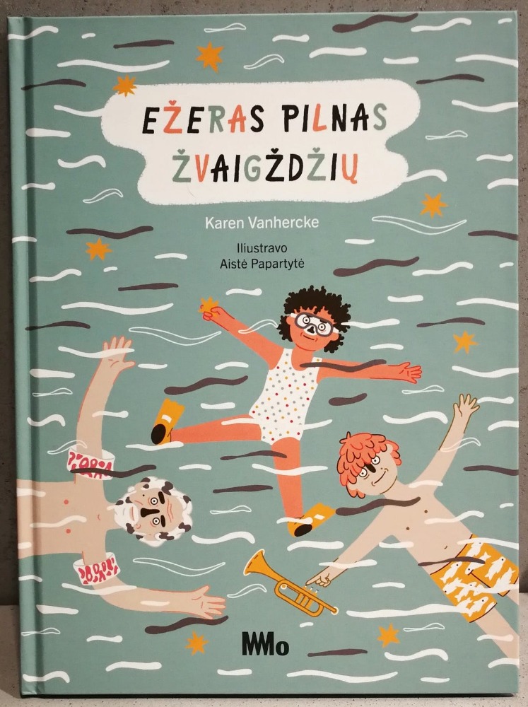 EŽERAS PILNAS ŽVAIGŽDŽIŲ