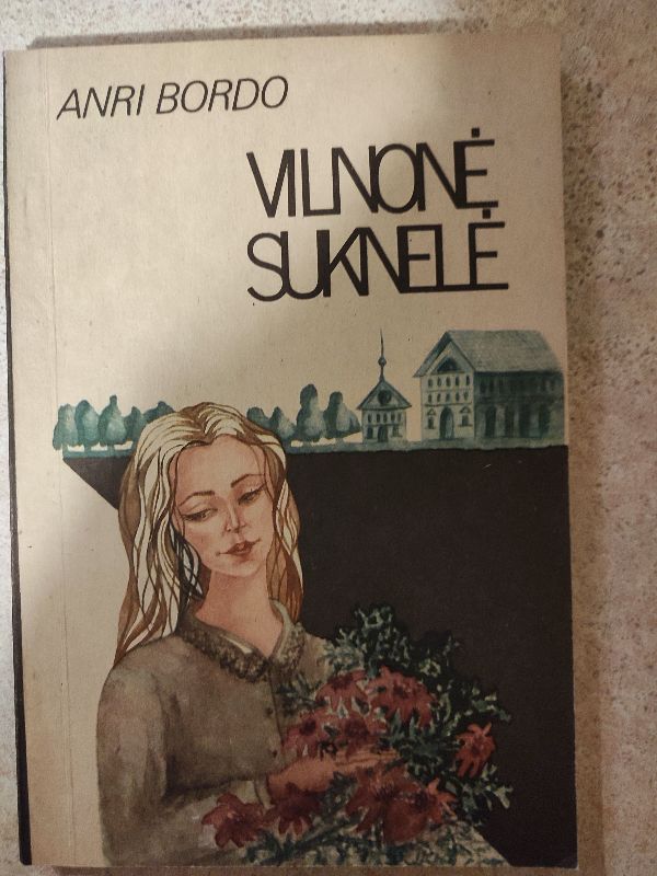 Vilnonė suknelė