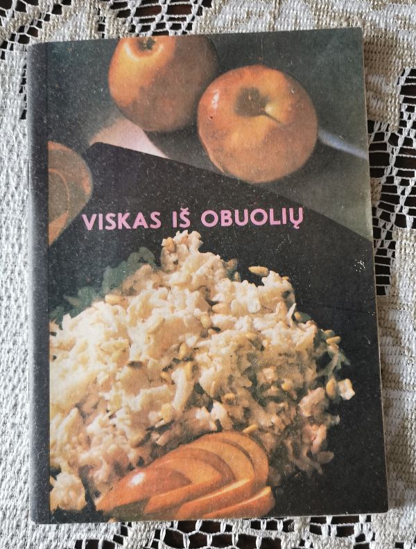 Viskas is obuoliu