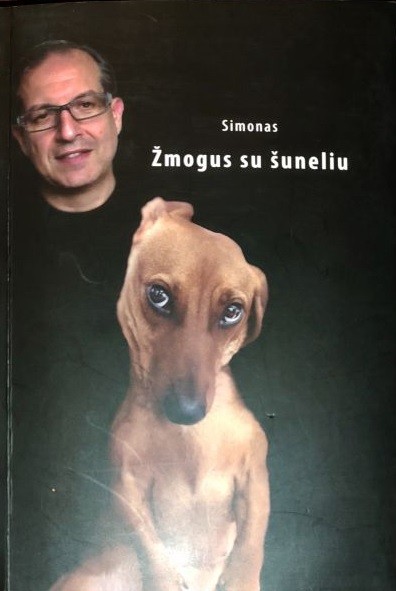 Žmogus su šuneliu