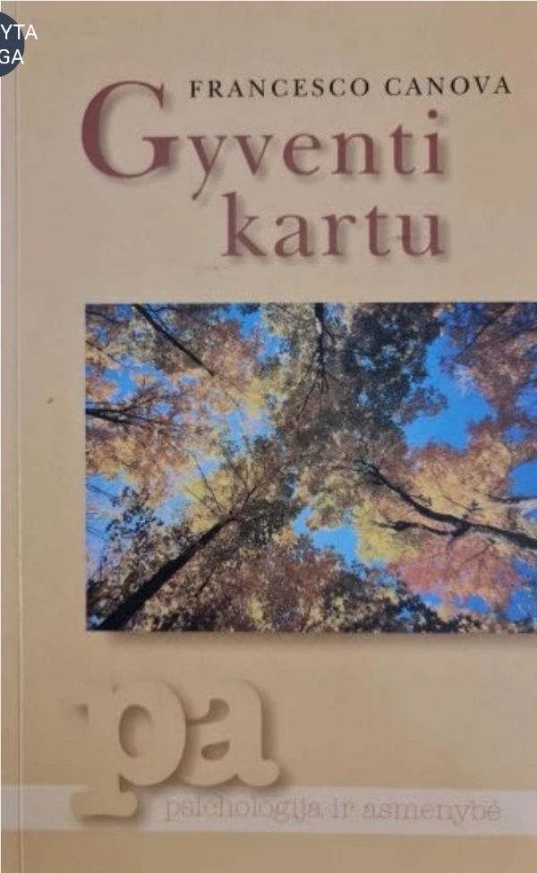 Gyventi kartu