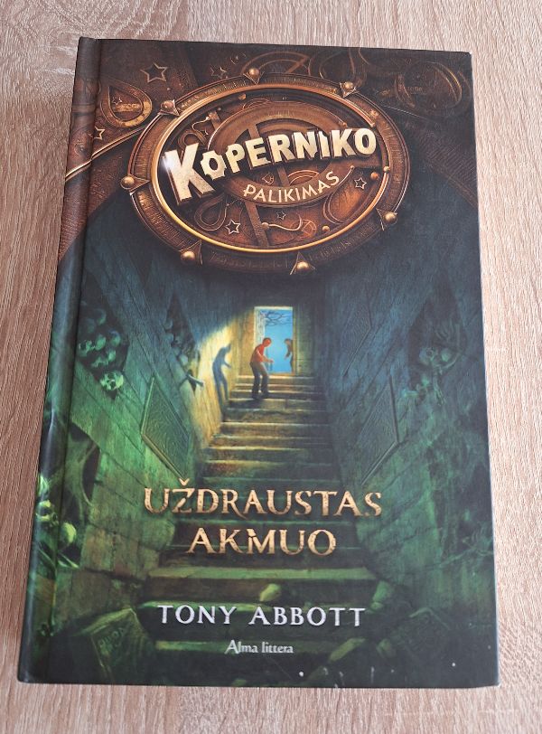Koperniko palikimas Uzdraustas akmuo