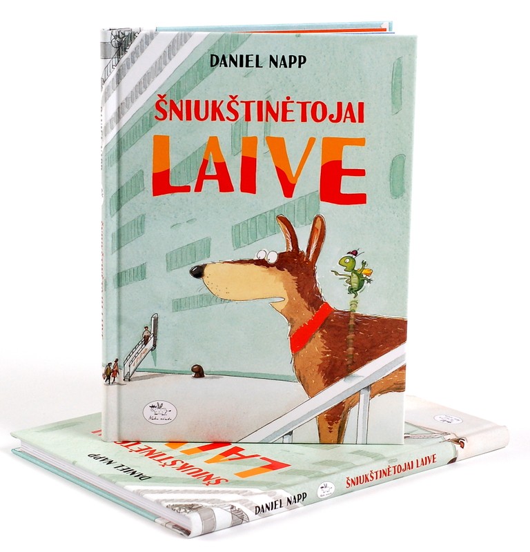 Šniukštinėtojai laive