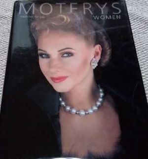 Moterys