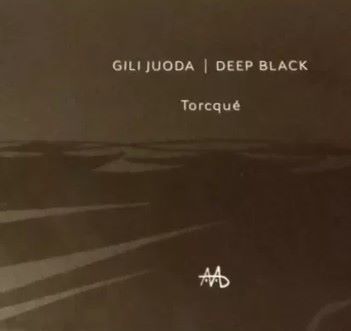 Gili juoda. Deep black