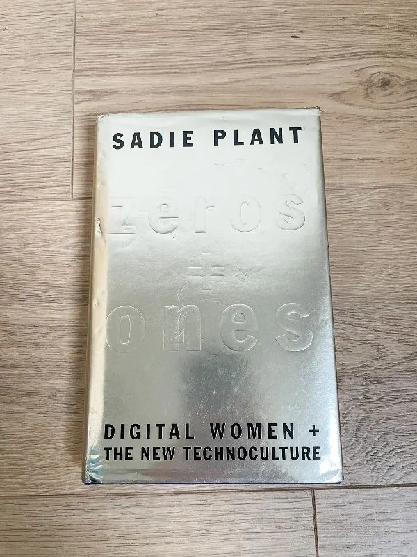 Zeros and Ones: Digital Women and the New Technoculture