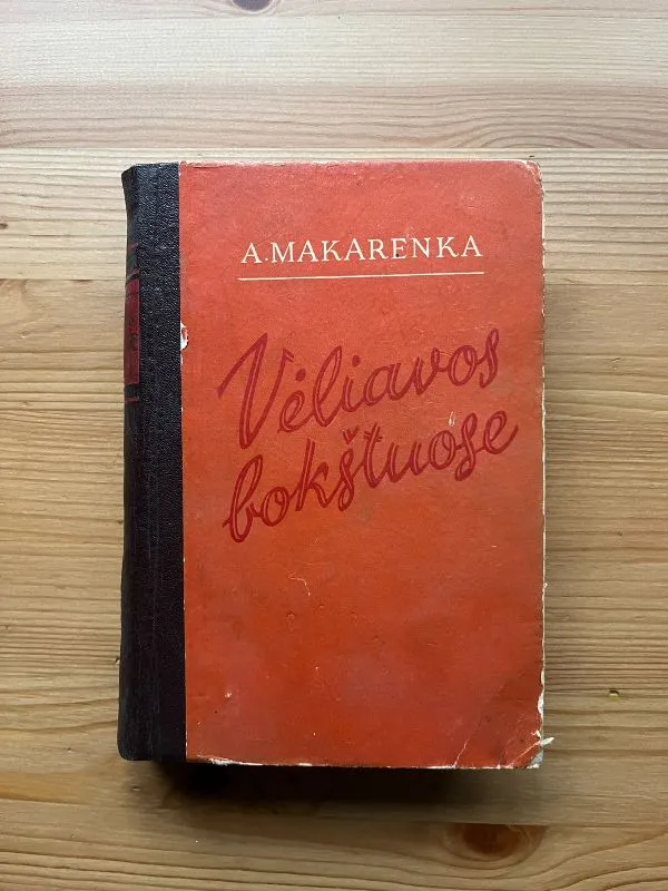 Vėliavos bokštuose