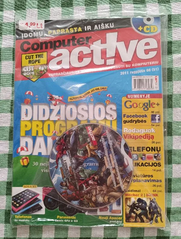 Compiuter active 2011/8
