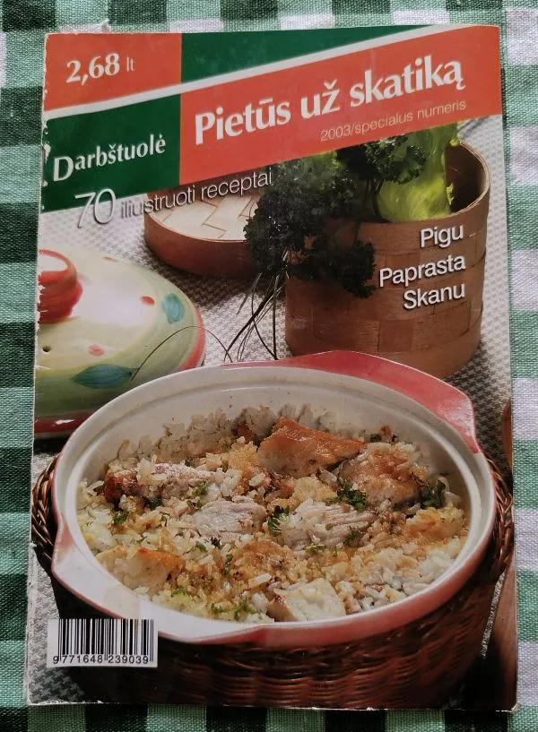 Darbstuole. Pietus uz skatika