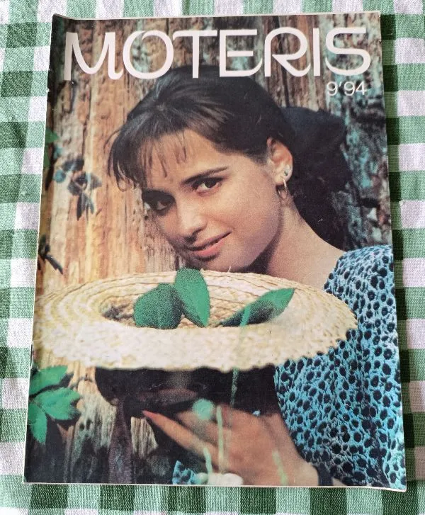 Moteris 1994/9