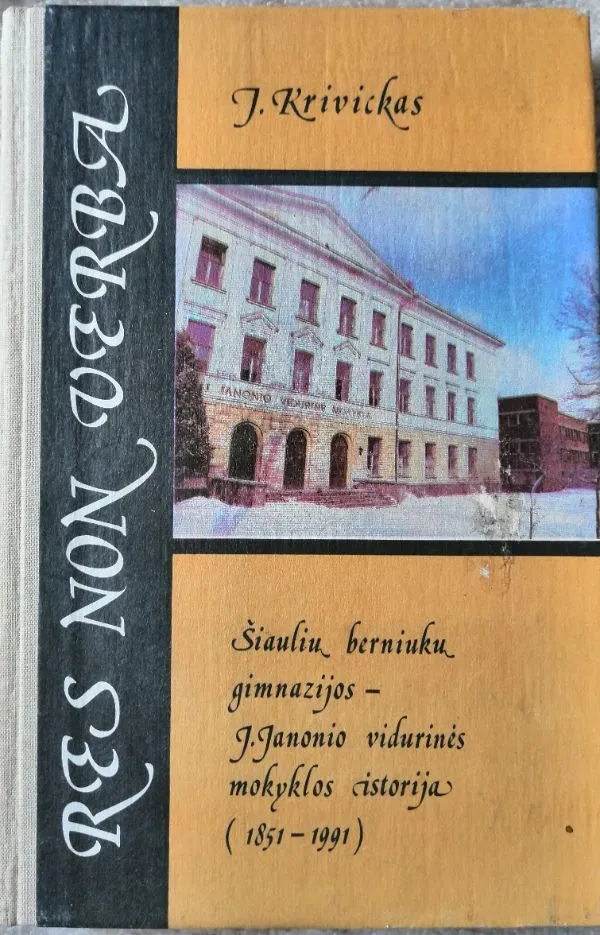 Res non verba (darbais, ne žodžiais)