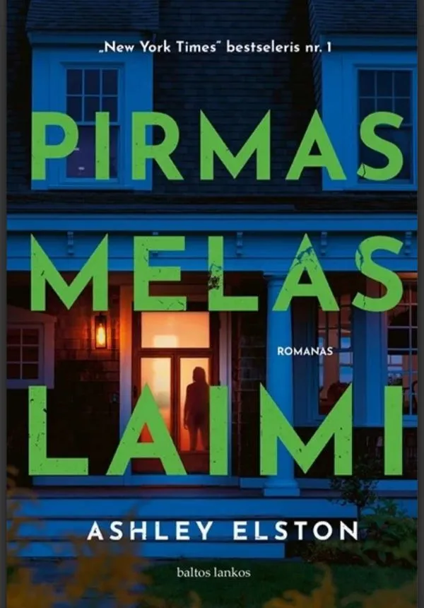Pirmas melas laimi
