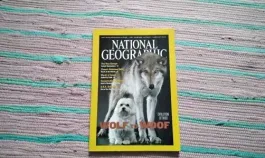 NATIONAL GEOGRAPHIC WOLF TO WOOF