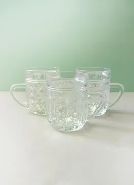 Stikliniai bokaliukai su rankenėle, 160ml, 3vnt.