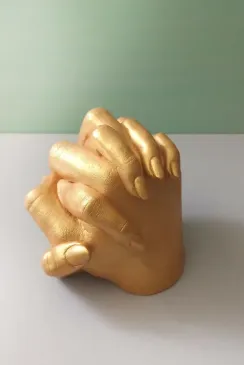 Gipso skulptūra "Rankos", 13cm aukštis.