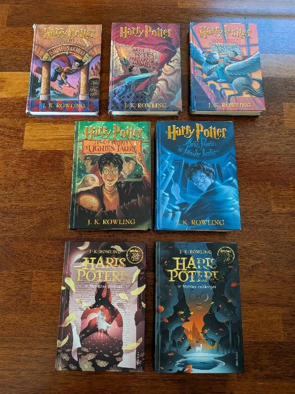 Visos 7 Harry Potter dalys, J. K. Rowling serija „Haris Poteris“