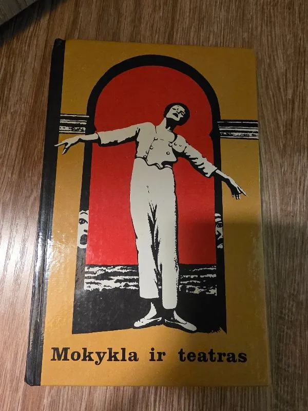 Mokykla ir teatras