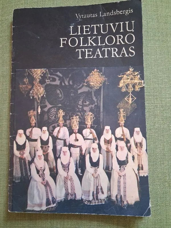 Lietuvių folkloro teatras