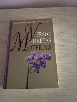 Verslo etiketas moterims