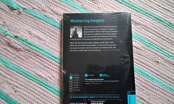 Oxford Bookworms Library: Level 5:: Wuthering Heights audio CD pack